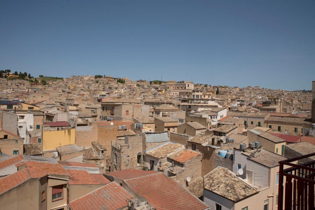 Come A Casa Panoramico E Centralissimo Apartment Canicatti Bagian luar foto